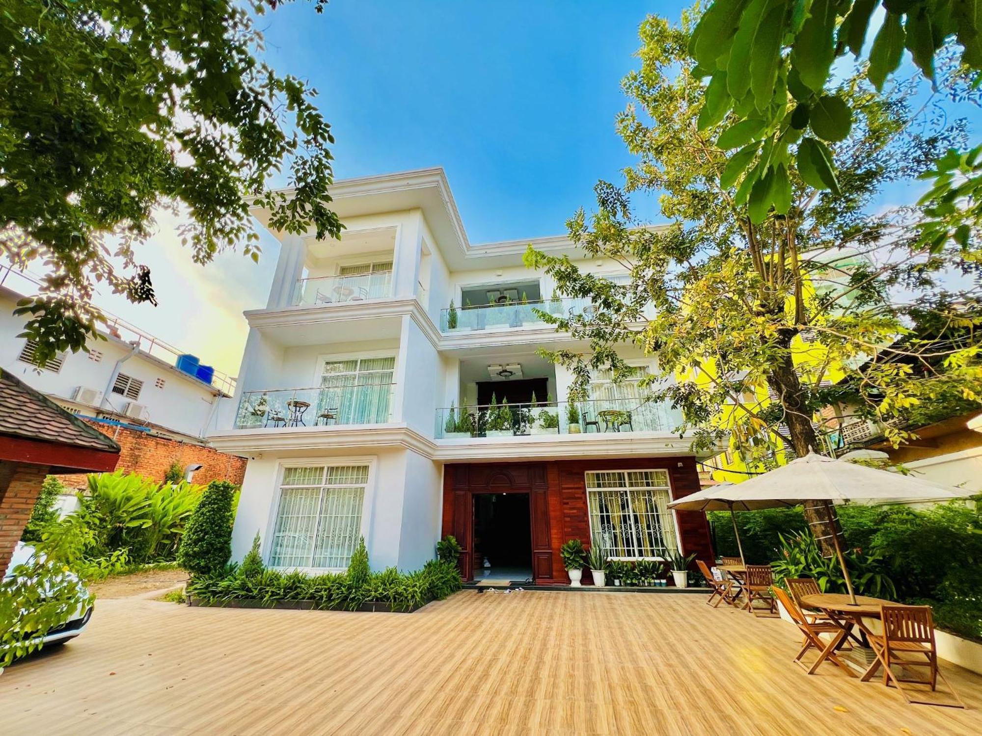 Nyna Villa Guesthouse Kampot Exteriör bild
