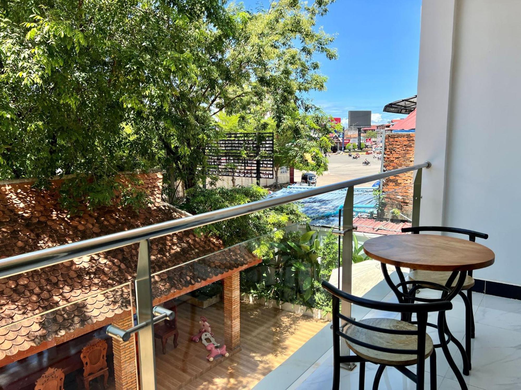 Nyna Villa Guesthouse Kampot Exteriör bild